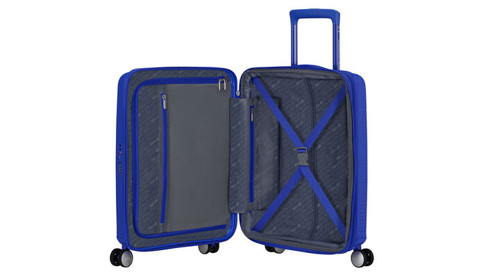 Organisation intérieure avec une poche  zippée supplémentaire