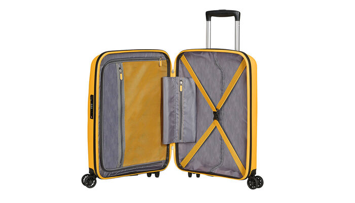 Organisation intérieure avec poche tablier zippée supplémentaire