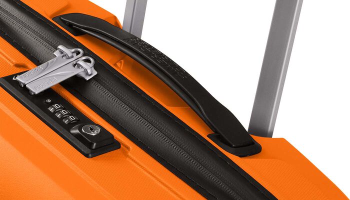 Fermeture éclair avec un revêtement hydrofuge