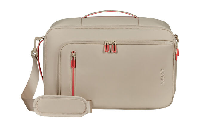 Adapté à la politique de Ryanair en matière de bagages cabine gratuits à bord