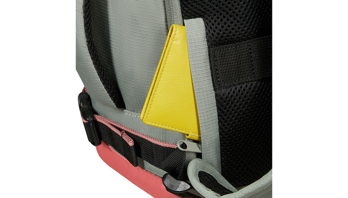 Verstecktes Rückenfach