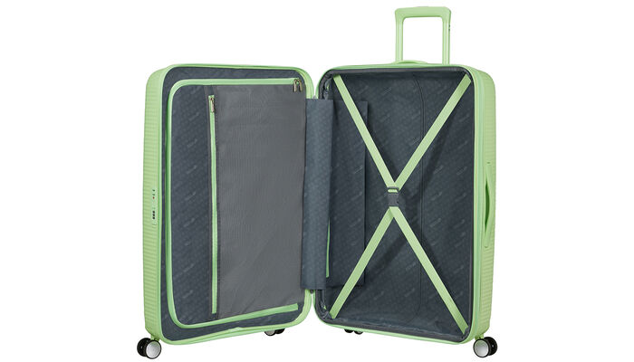 Innenorganisation mit zusätzlicher Reißverschlusstasche.