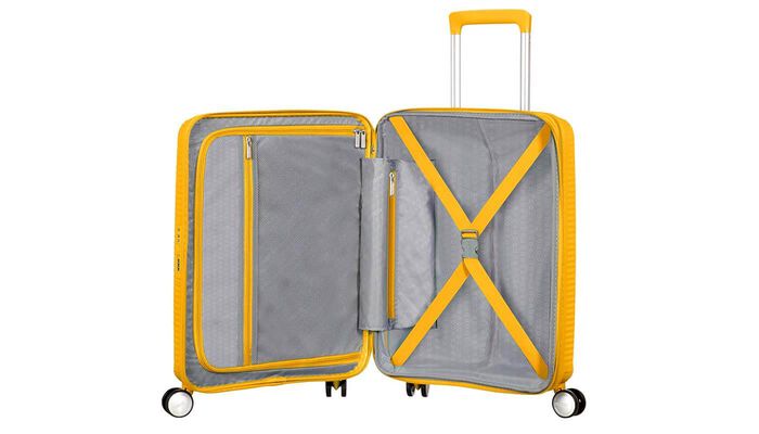 Organisation intérieure avec une poche  zippée supplémentaire