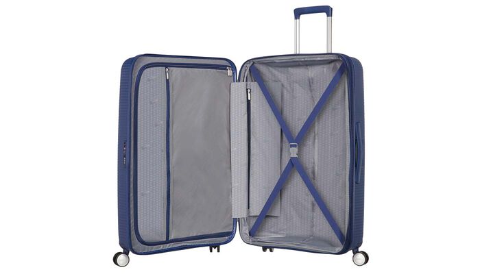 Organisation intérieure avec une poche  zippée supplémentaire