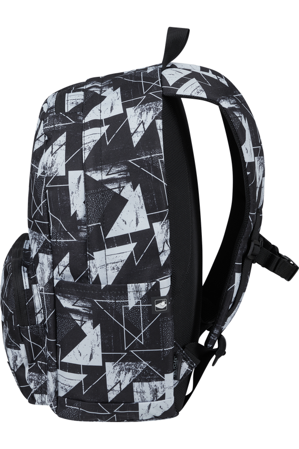 American Tourister Urban Groove Lifestyle Backpack  Black Triangle