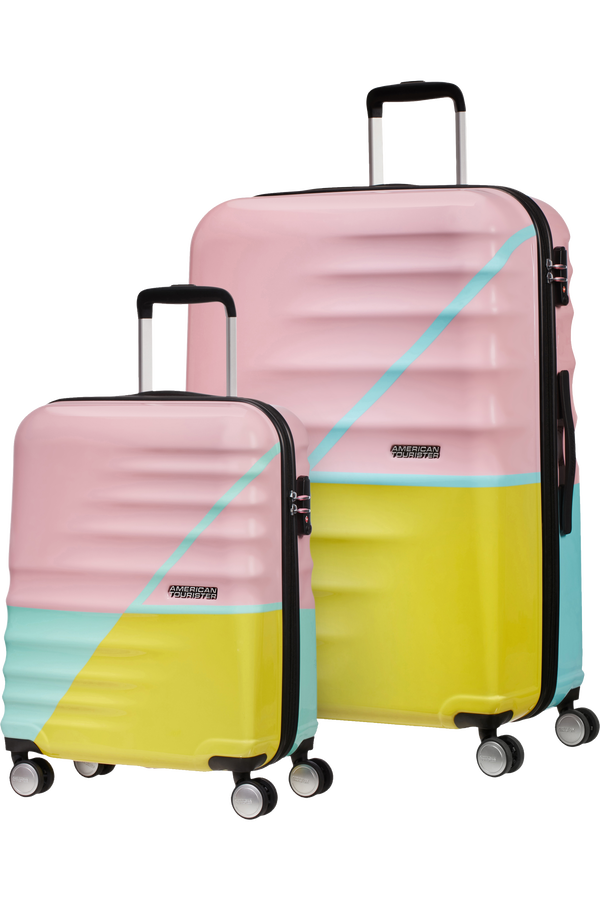 American Tourister Wavebreaker 2 PC Set A  Zig Zag