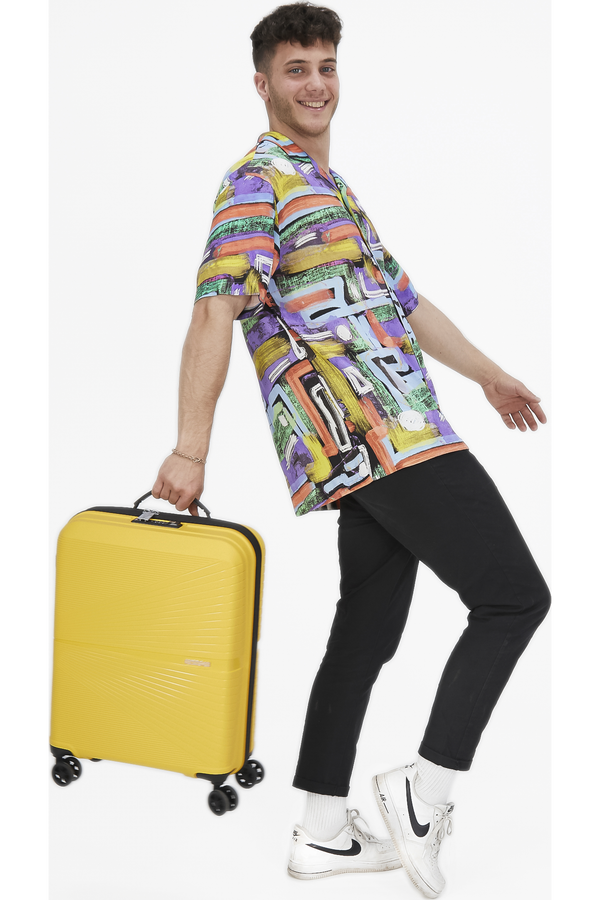 American Tourister Airconic Spinner 55cm  Lemondrop