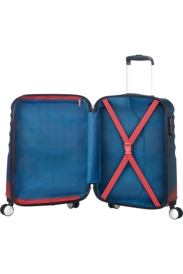 American Tourister Wavebreaker Disney Spinner 55cm  Captain America Close-Up